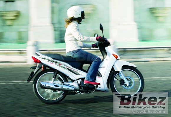 2011 Honda ANF125i Innova photo